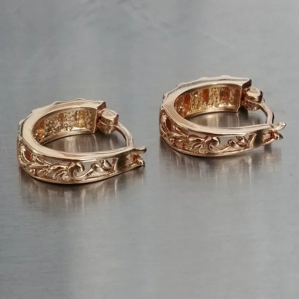 925 R CHINA SILVER - GOLD TONE HUGGIE EARRINGS WHITE CZ - Picture 7 of 11